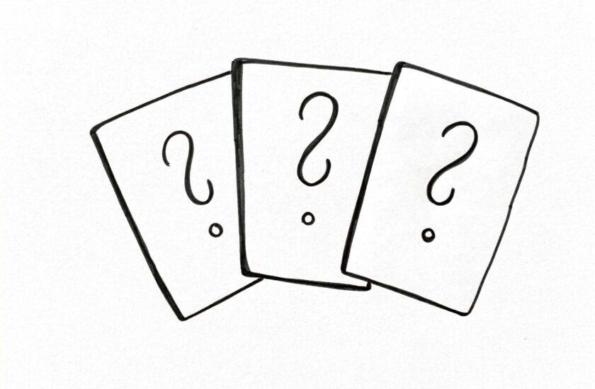 Drei skizzierte Karten mit einem Fragezeichen als Symbol für das Tool Fragekarten