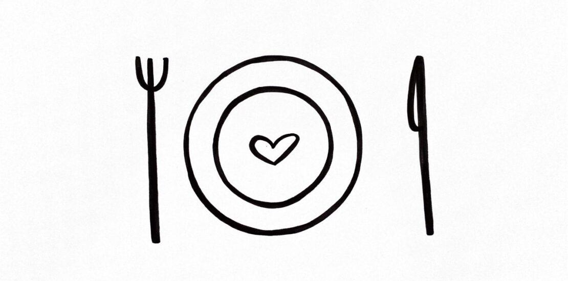 Skizzierter Teller mit Besteck an den Seiten und einem Herz in der Mitte als Symbol für den Erfahrungsbericht der Digitalisierung eines Familienunternehmens in der Gastronomie